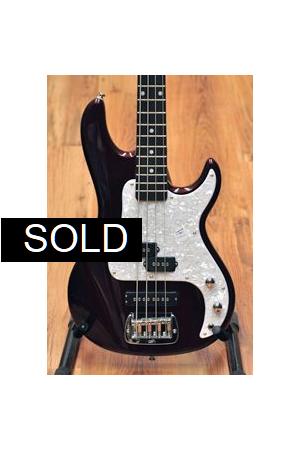 G&L Tribute SB2 Metallic Red G&L Tribute SB2 Metallic Red